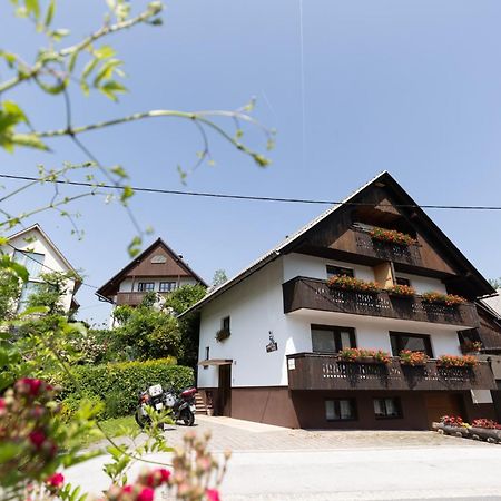 Apartments Pri Urhu Бохінь Екстер'єр фото